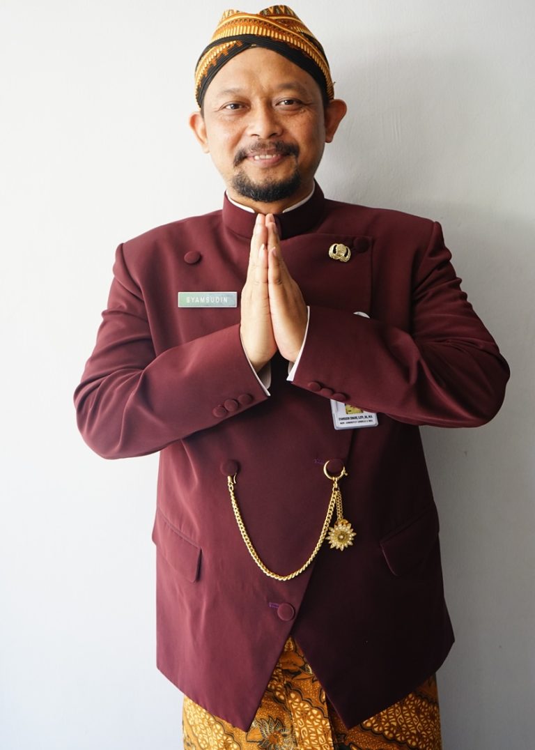 Syamsudin Isnaini, S.STP, SH, M.H